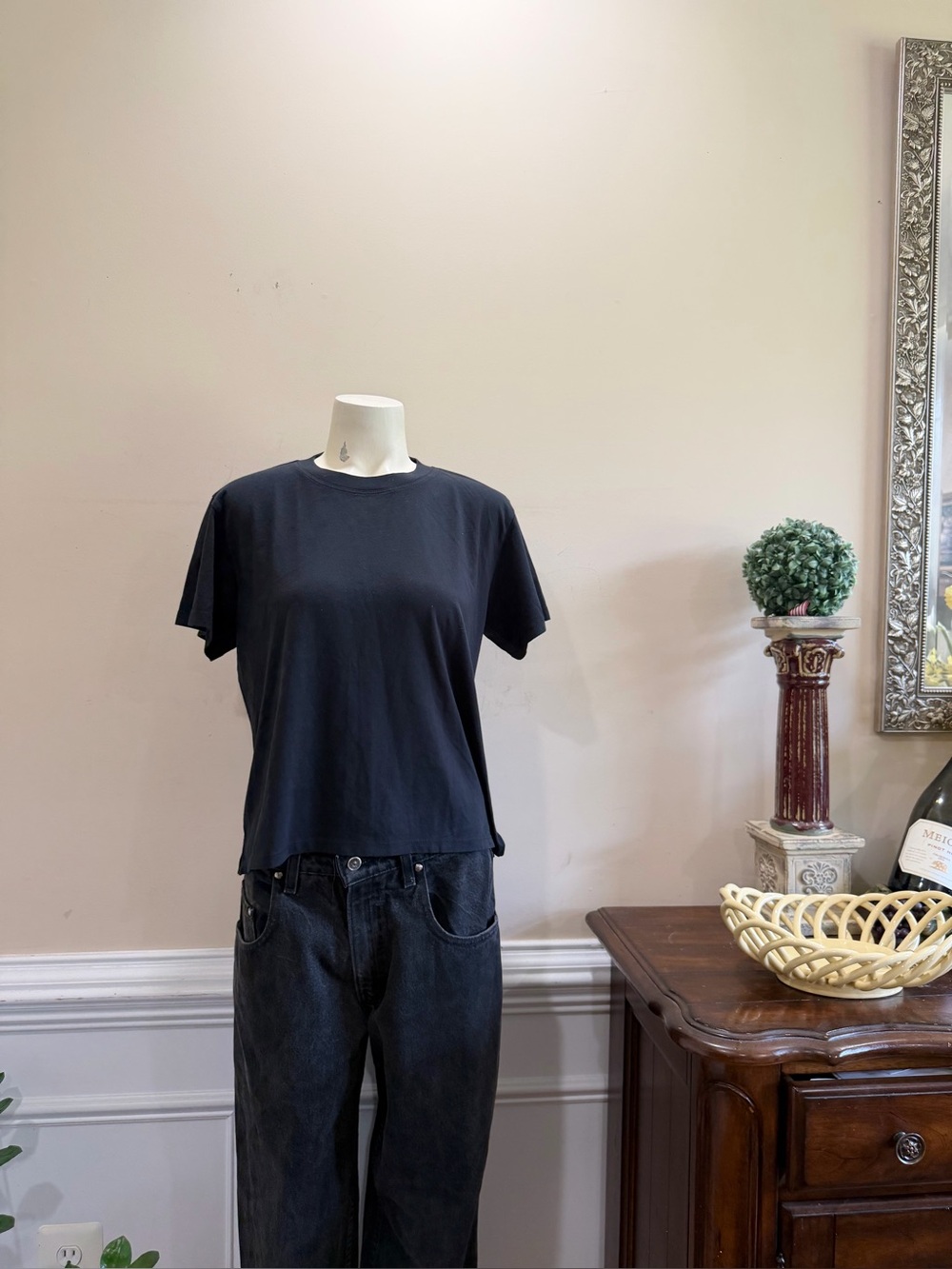 AYR Classic Black Crewneck T-Shirt